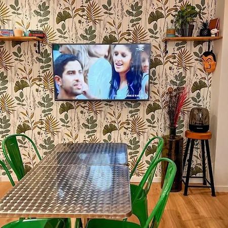 Dess - Cozy Wifi - By Tgb Apartment *