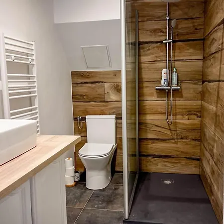 Dess - Cozy Wifi - By Tgb Apartment *