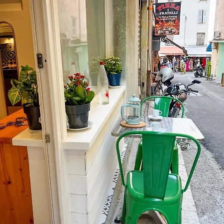 Dess - Cozy Wifi - By Tgb Apartment